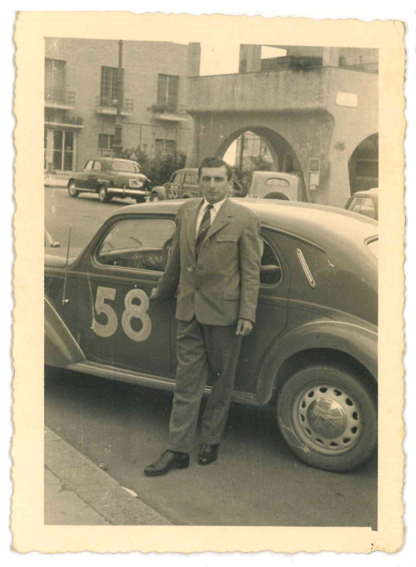 Achille Bruzzone (?) in una fotografia dei primi anni Cinquanta