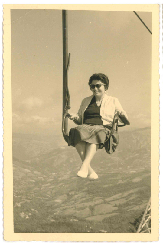 Jole Giannelli in seggiovia, Abetone (PT), 12 agosto 1954